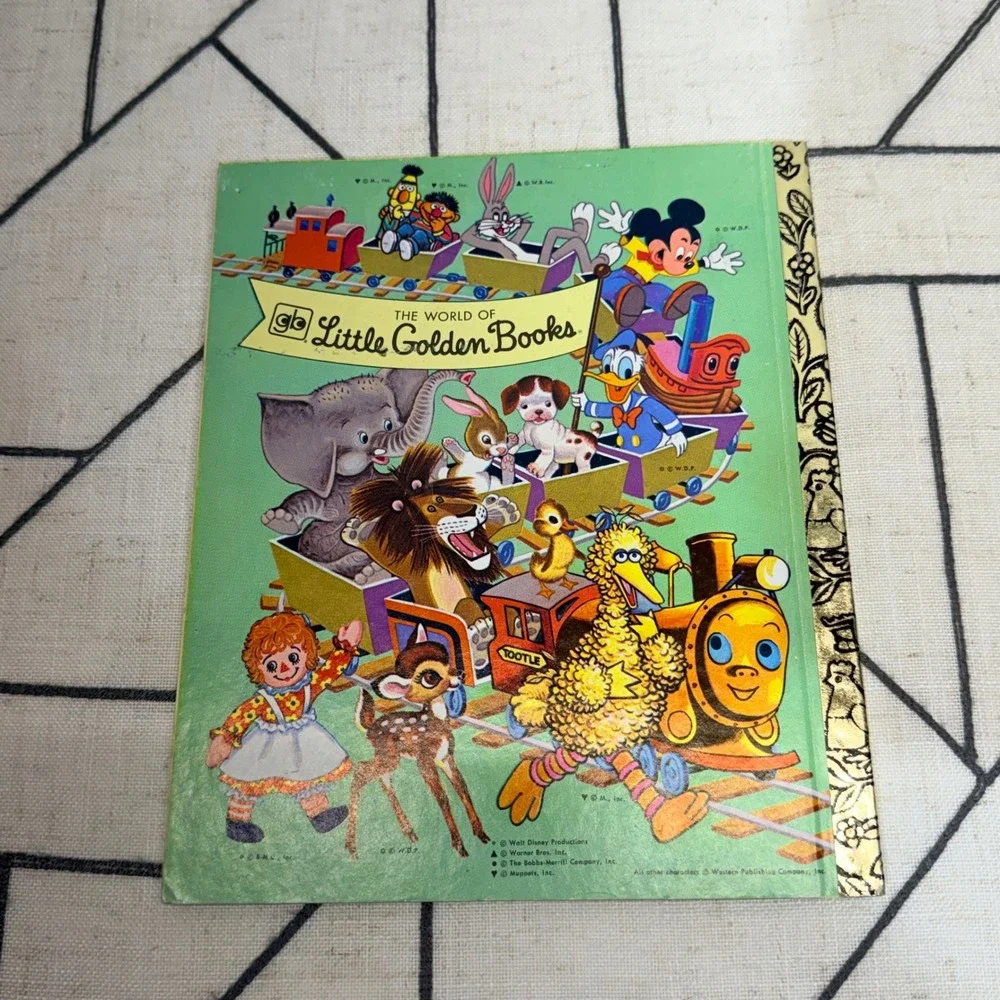 Little Golden‎ Book Porky Pig and Bugs Bunny OS Green Vintage Looney Tunes 1970s
